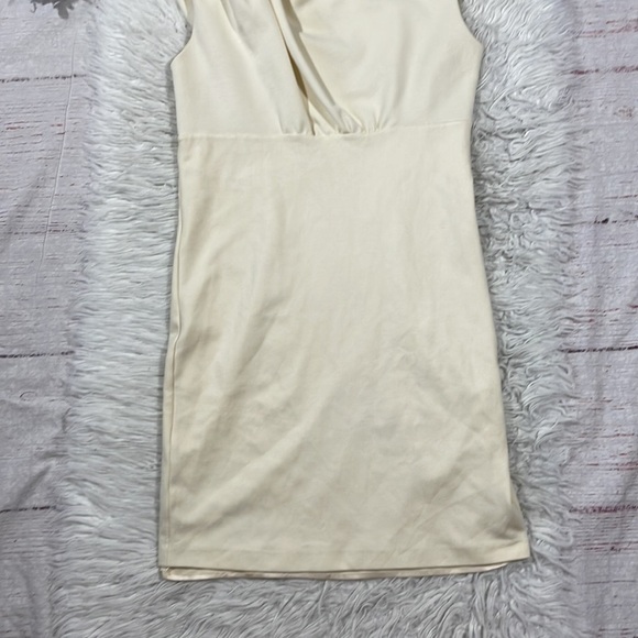 Ted Baker White Bridie Rhinestone Shoulder Sculpted Pleated Dress - Picture 10 of 11